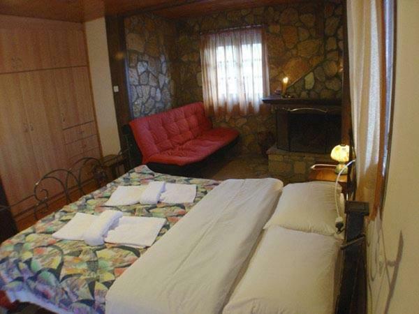Φάρμα Της Φονισσας Apartman Rethi Kültér fotó
